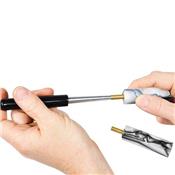 Outil d'insertion pour les tubes de stylos
